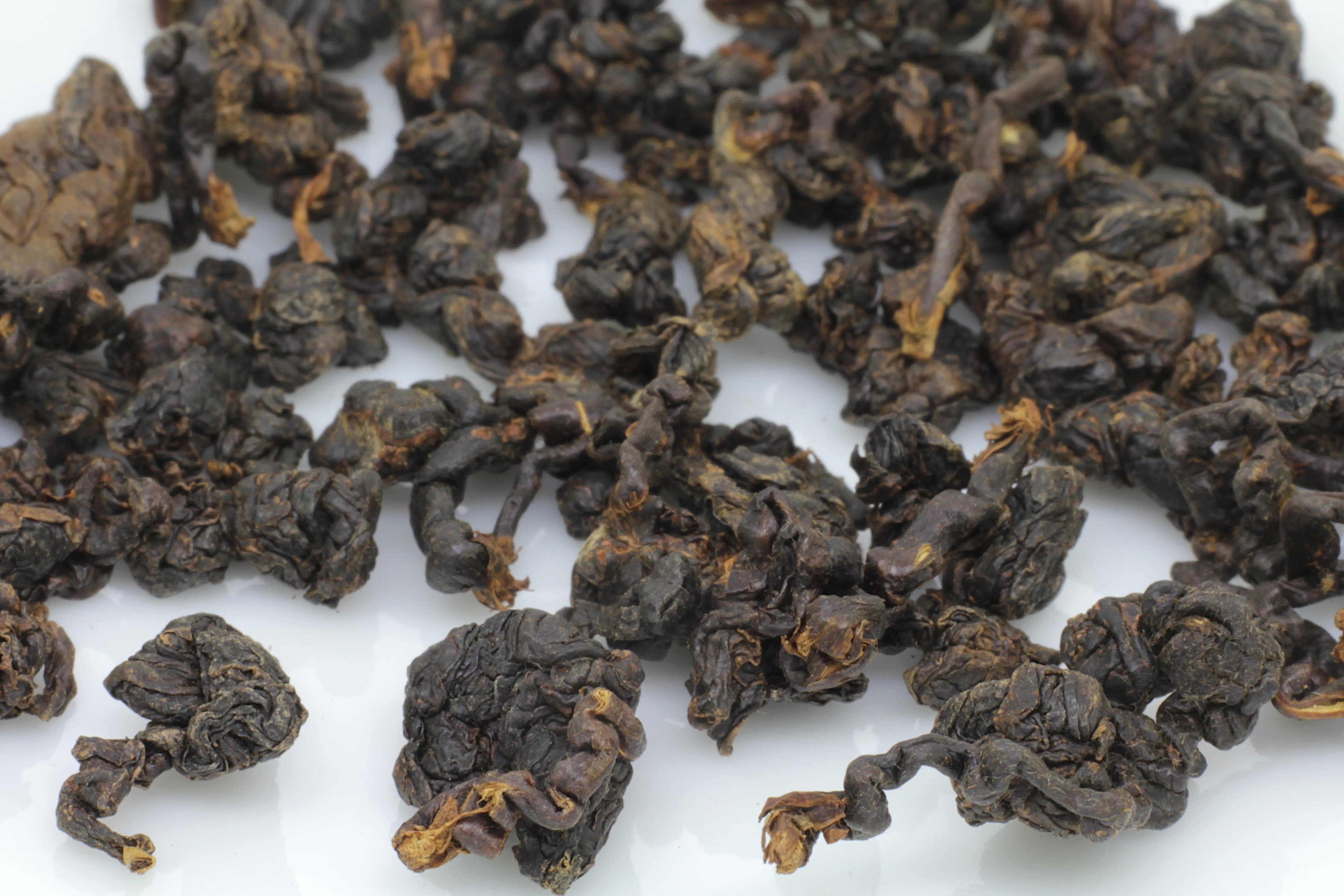 Wild Purple Leaf Red Oolong